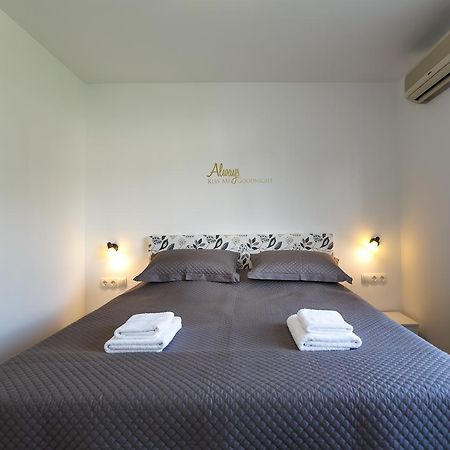 M&M Apartment Krk Town Luaran gambar